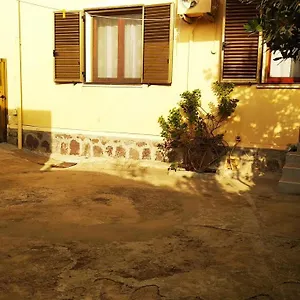 Casa In Zona Tranquilla A Casa vacanze