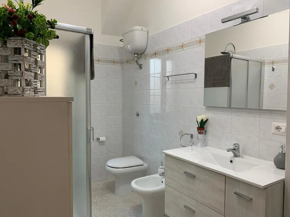 Scarlett 22 - Intero Appartamento, Centro Citta, Free Wifi Carbonia Holiday home